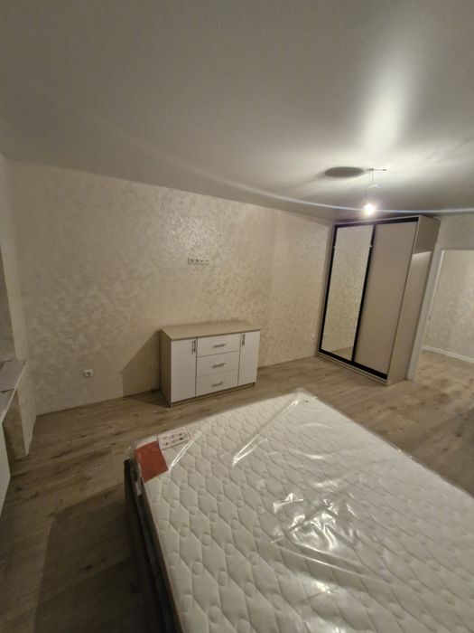 Здається 1кв на Замості  16000+