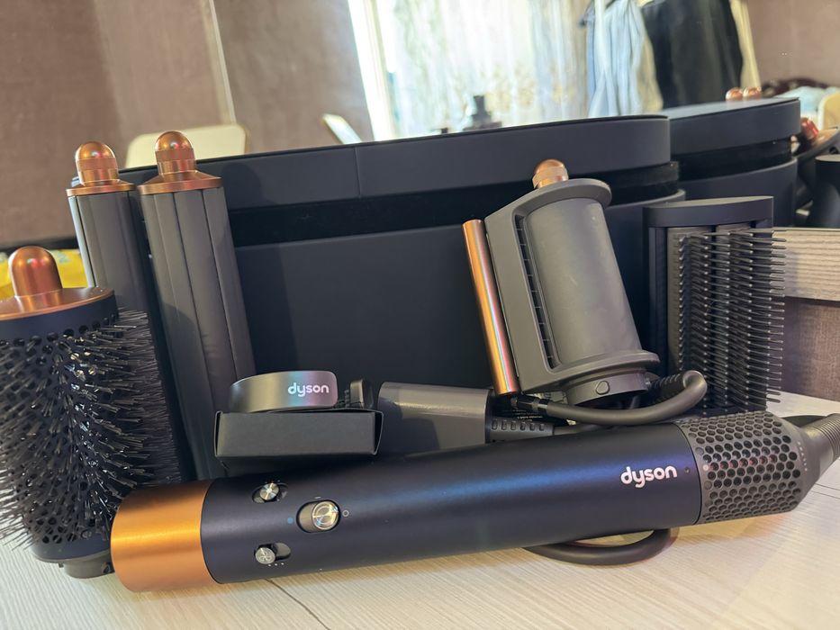 Продам Стайлер Dyson