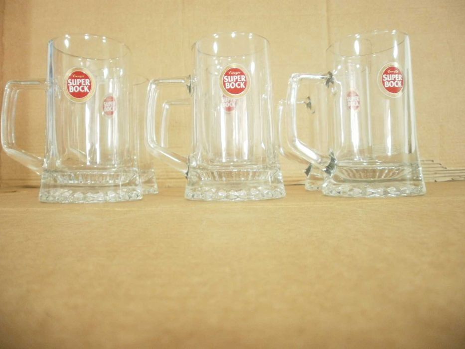 6 canecas de vidro de cerveja