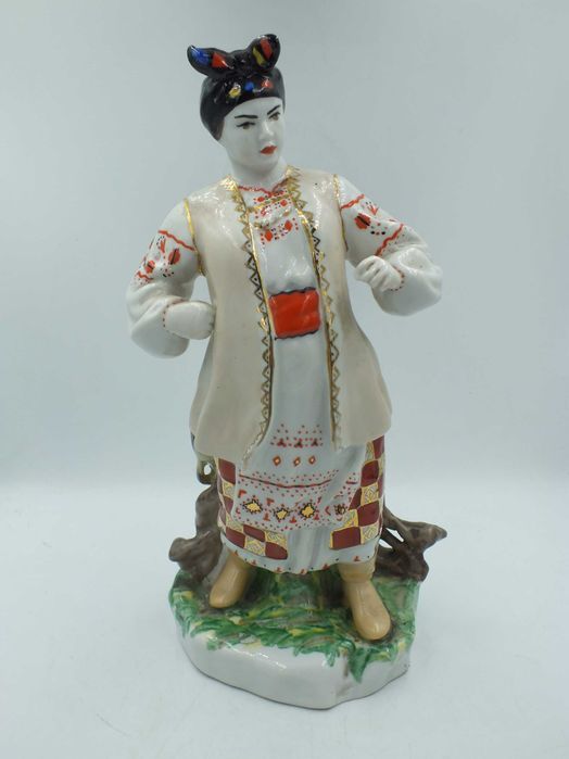 FIGURKA ODARKA  Kijów, Eksperymentalny Zakład Ceramiczno-Artystyczny