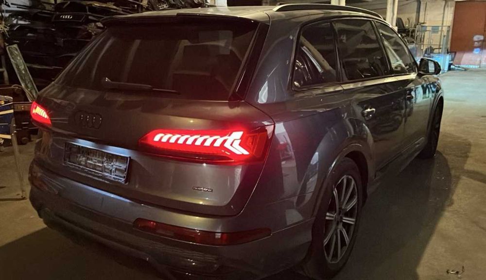 AUDI  Q7 LZ7S капот.крила.бампер.фари .двері Розборка Q7