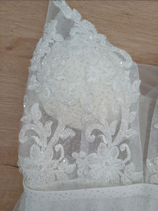 Vestido de Noiva / Princesa Brilhante M
