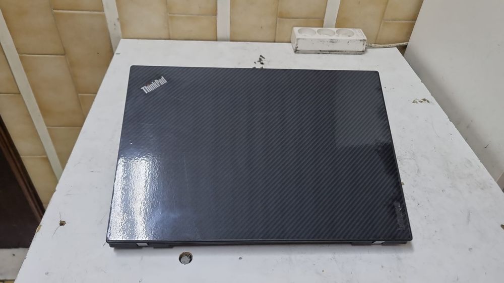 Portátil Lenovo I5 6th