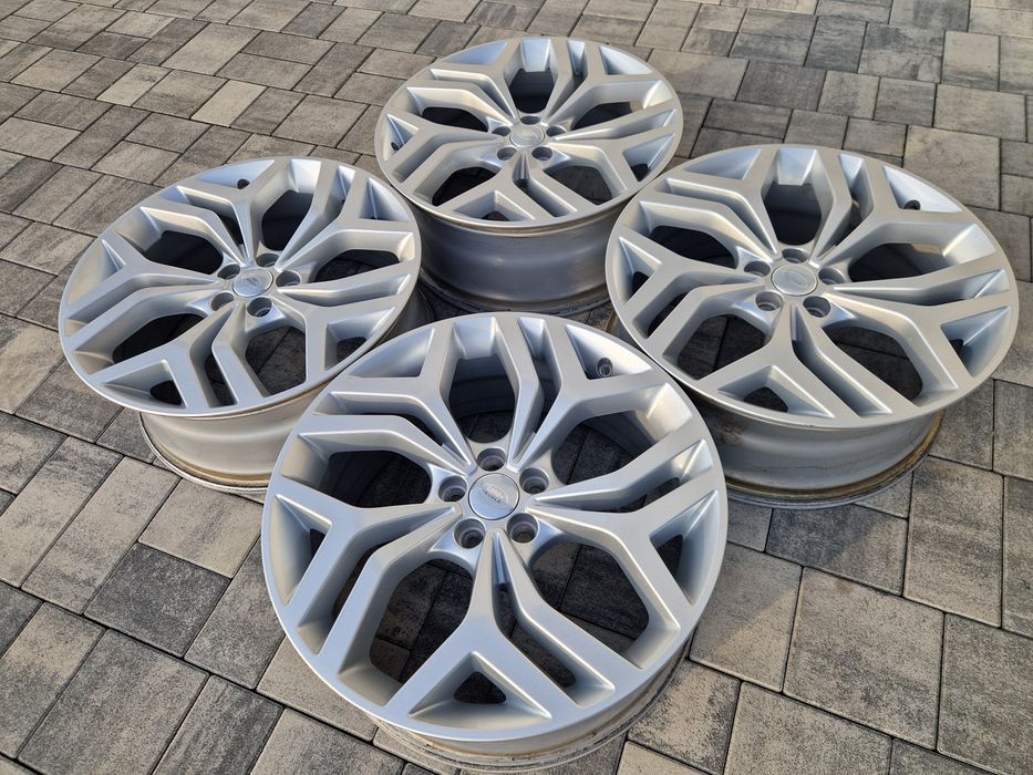 Felgi aluminiowe 5x108  20 "  Land Rover Evoque II K8D2-1007-GA