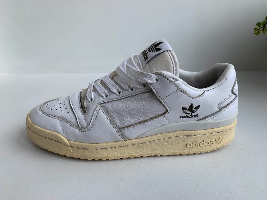 Adidas Forum Low us 7.5 size