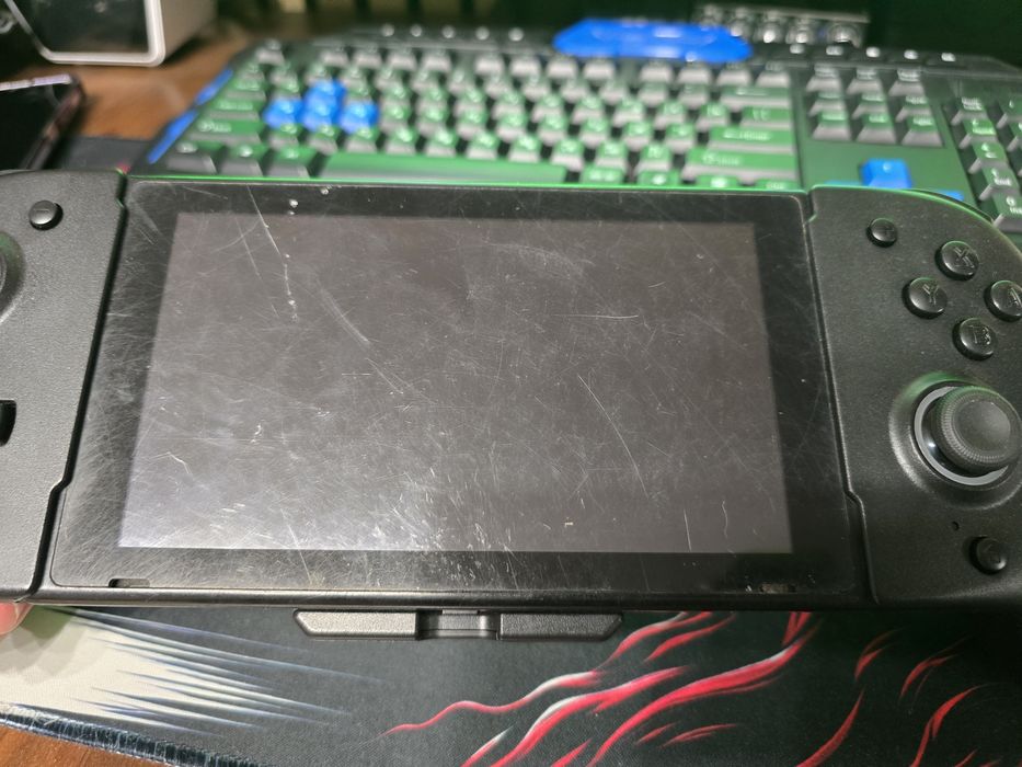 Nintendo Switch V1 HAC-001 32гб