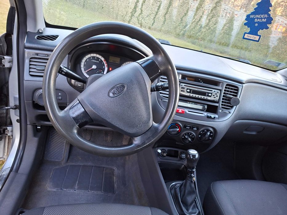 Kia RIO II Hatchback 2006  97KM