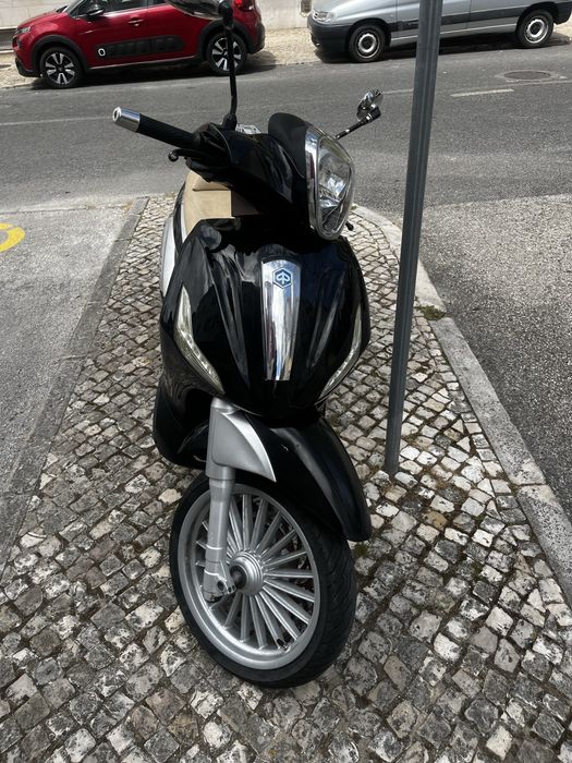 Mota Piaggio 125*