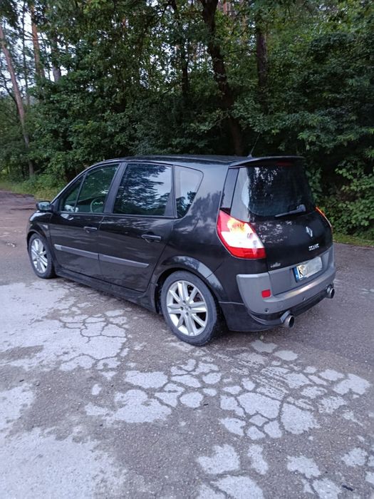 Renault Scenic II 2.0 16V