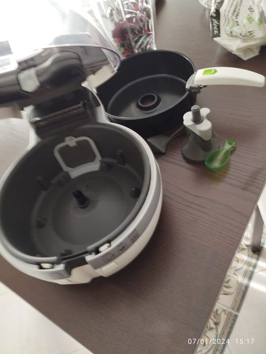 Fritadeira Tefal ActiFry 1kg batatas fritas com apenas 1colher de óleo