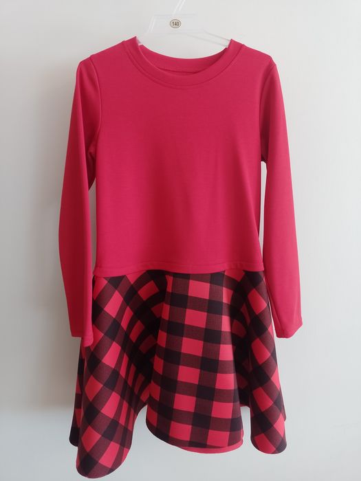 Sukienka dziewczęca 146 jak nowa