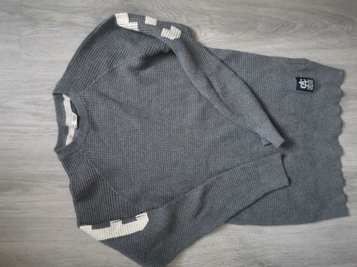 C&a- sliczny sweterek146/152 11/12 l