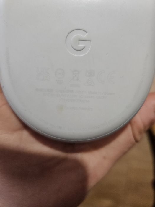 Google pixel stand ładowarka bezprzewodowa indukcyjna