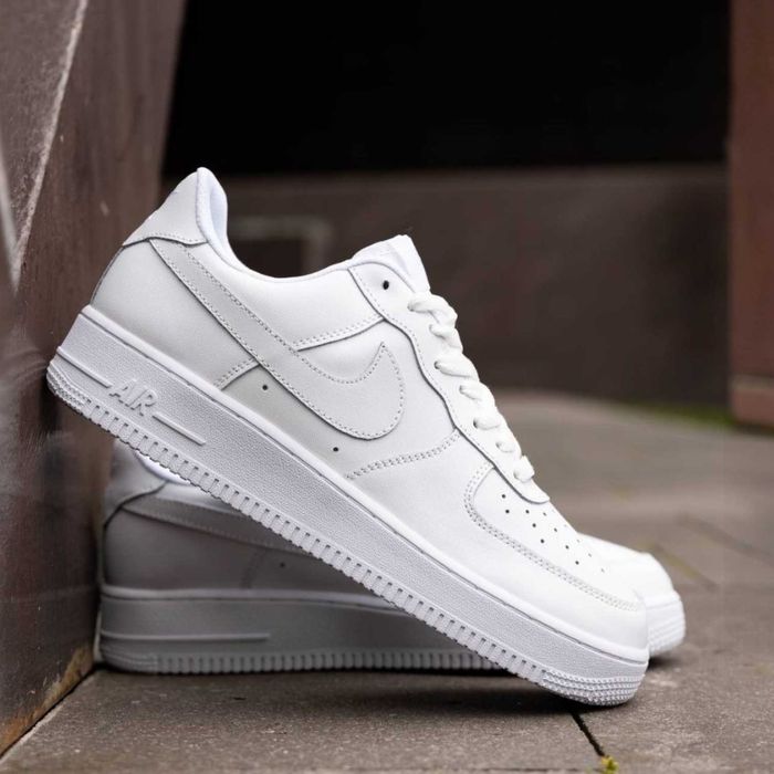 Кросівки Nike Air Force 1 Low White чоловічі білі демісезонні шкіряні кеди Найк Форс | Мужские кроссовки белые кожаные форсы 41 42 43 44 45 46