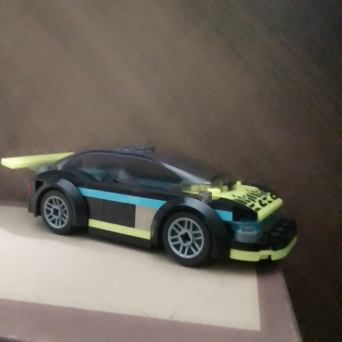 ОРИГІНАЛЬНА! Машинка Lego,в повній  комплектації!