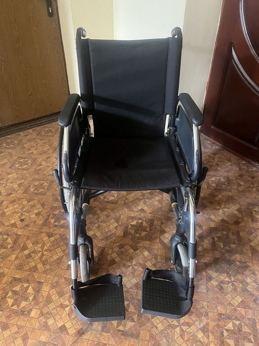 Breezy,інвалідне крісло-коляска