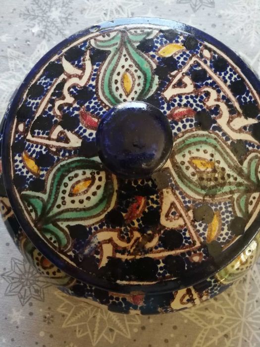 Stareńkie okrągłe naczynie – szkatułka, ręcznie robione, unikat