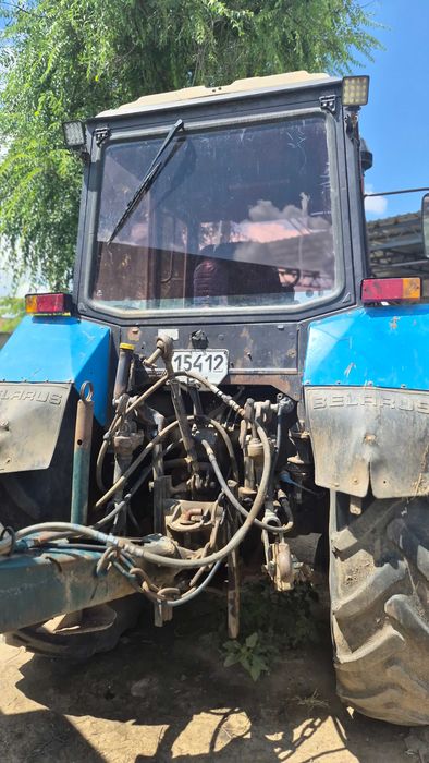 Продам трактор мтз 1221