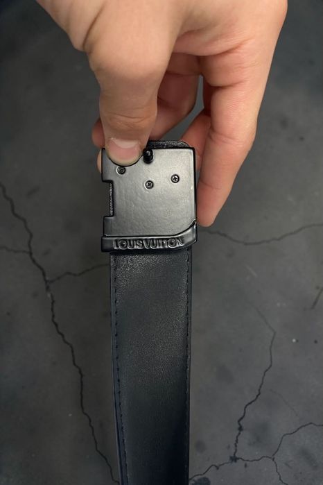 Czarny pasek  Louis Vuitton