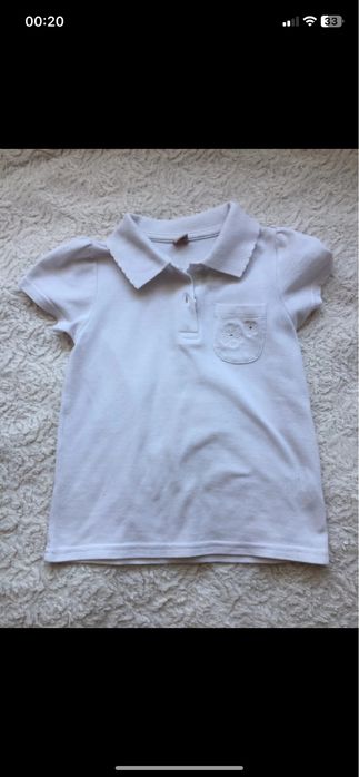 Koszulka biała z kołnierzykiem polo kwiatuszki elegancka 110cm 5-6 lat