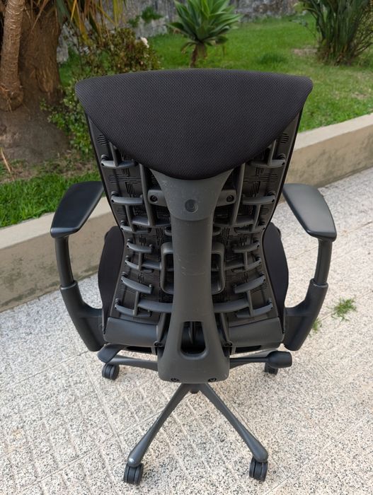 Herman Miller Embody - Em excelente estado