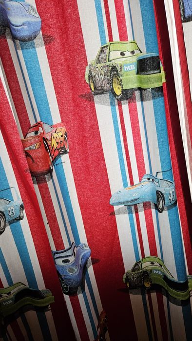 Cortinados quarto de criança Faísca Mcqueen