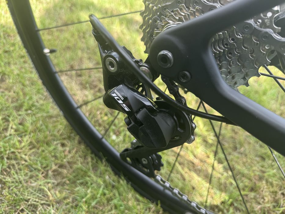 Karbonowa szosa Shimano 105 – Romet Huragan Disc, nowy!