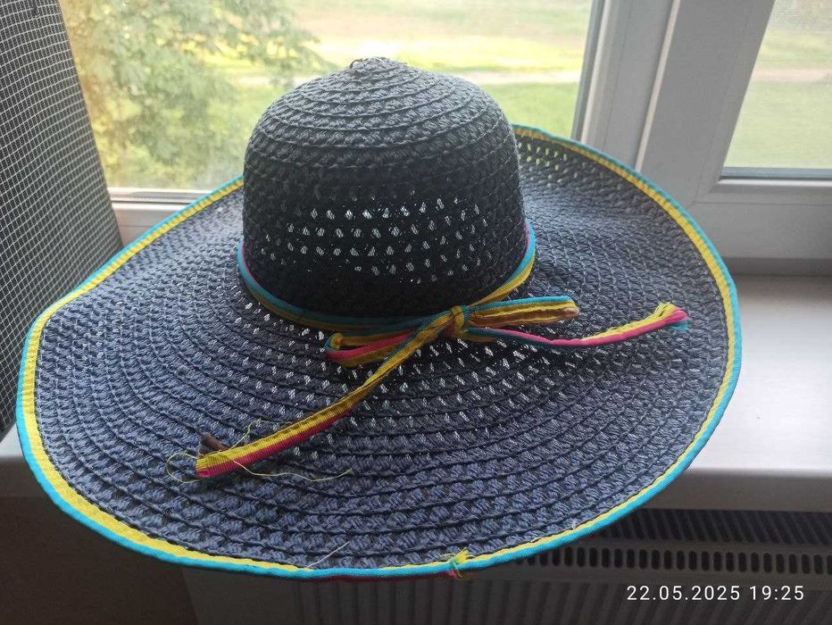 продам женские шляпы от солнца и для выхода
