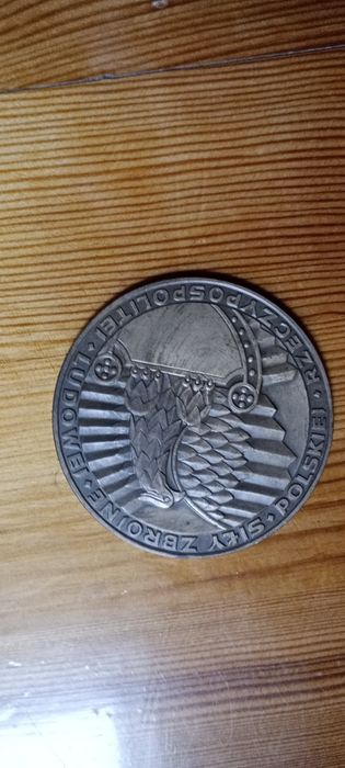 Medale stare i nowsze ładny stan