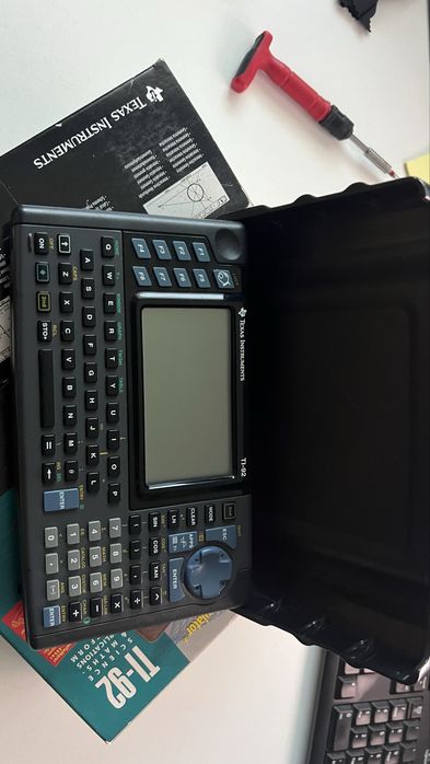Calculadora Gráfica Texas Instruments TI-92