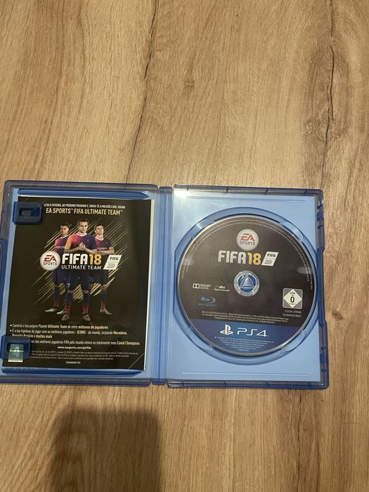 FIFA 18 Game for PlayStation 4 (CIB)64751908327937121