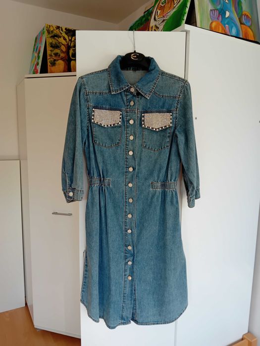 Sukienka jeansowa. S.