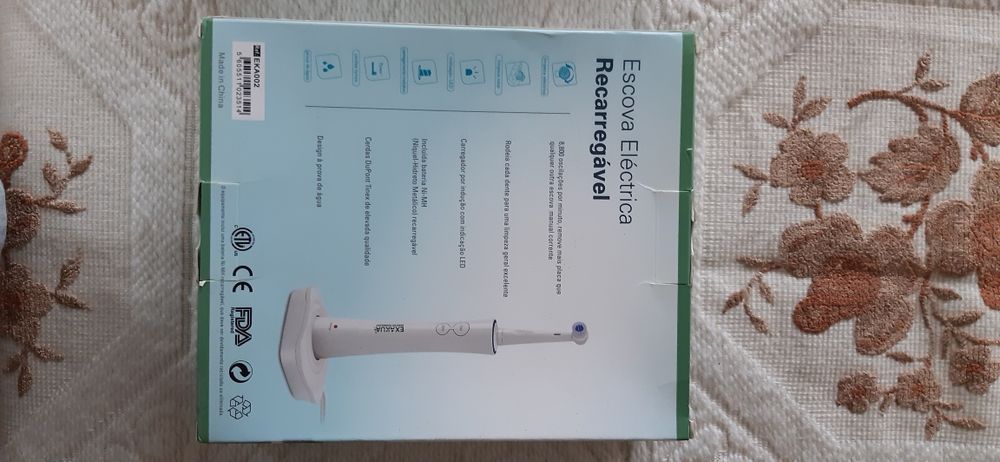 Exakua escova electrica recarregável