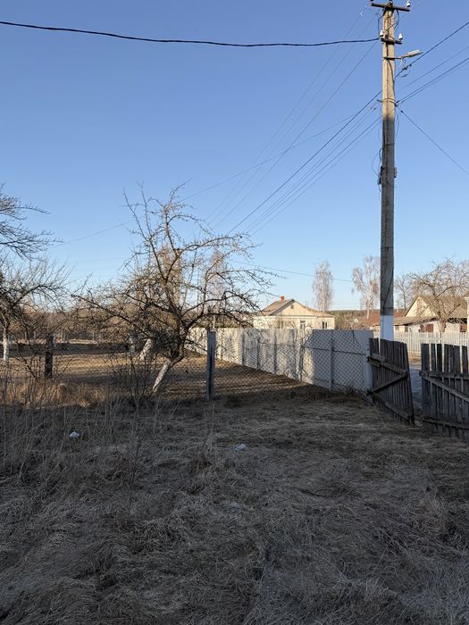 Продаж будинку у селі Вельбівне із земельною ділянкою 25 сот