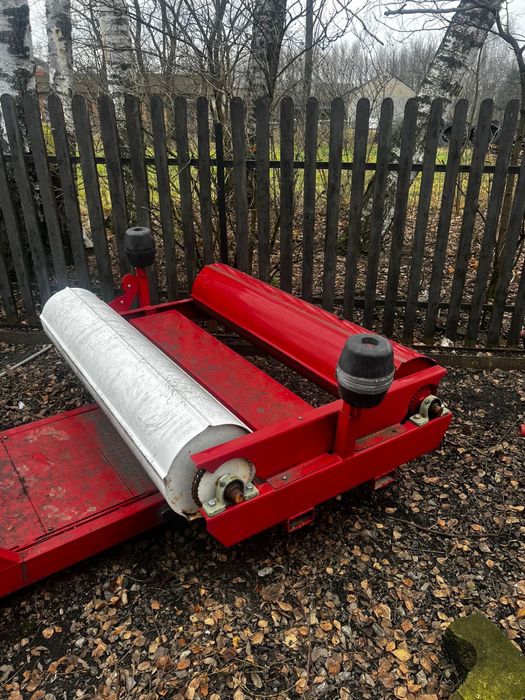 Обмотчик  рулонних тюків пакувальник плівкою