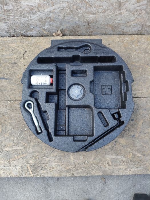 Styropian Bagażnika zestaw naprawczy Renault Kadjar 15-