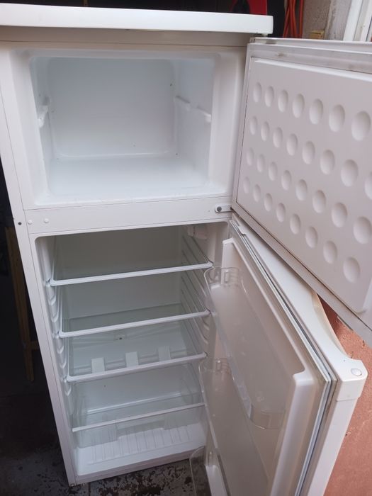 Frigorífico com entrega