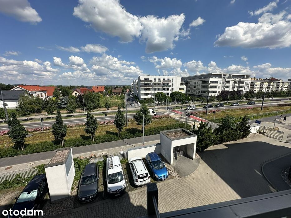 Jasna Rola 36k//2 pokoje//duży balkon//winda//wolne od zaraz!