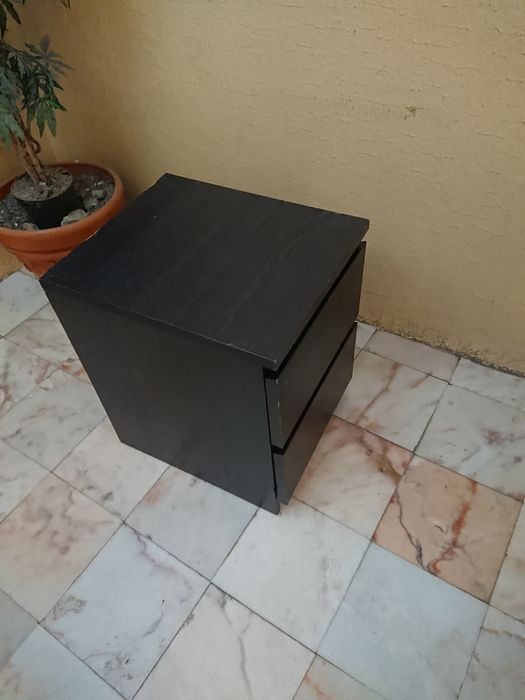 Mesas cabeceira ikea malm pretas