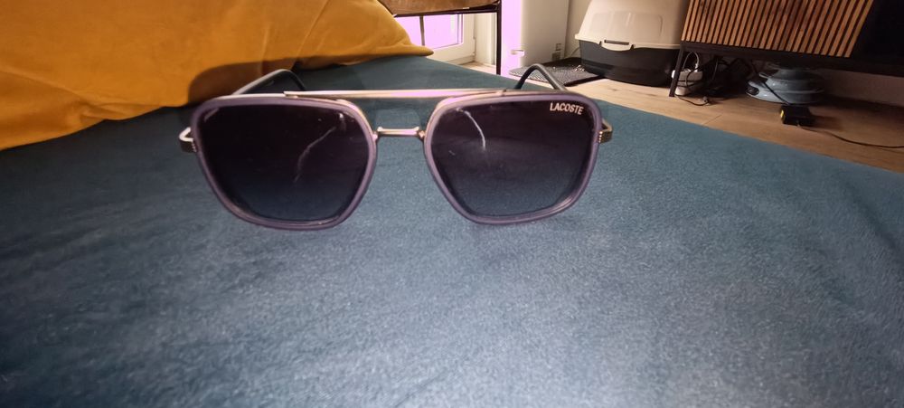 Okulary przeciwsloneczne Lacoste "Tony Stark"