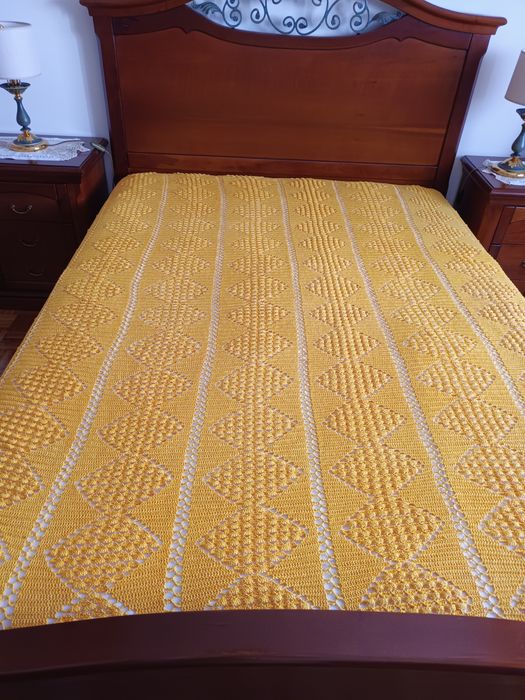 Colcha de renda para cama de casal