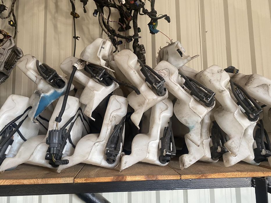 Бачок омивача Ford Focus2 cmax