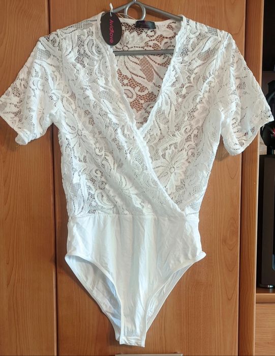 Avidlove śliczne body z koronką