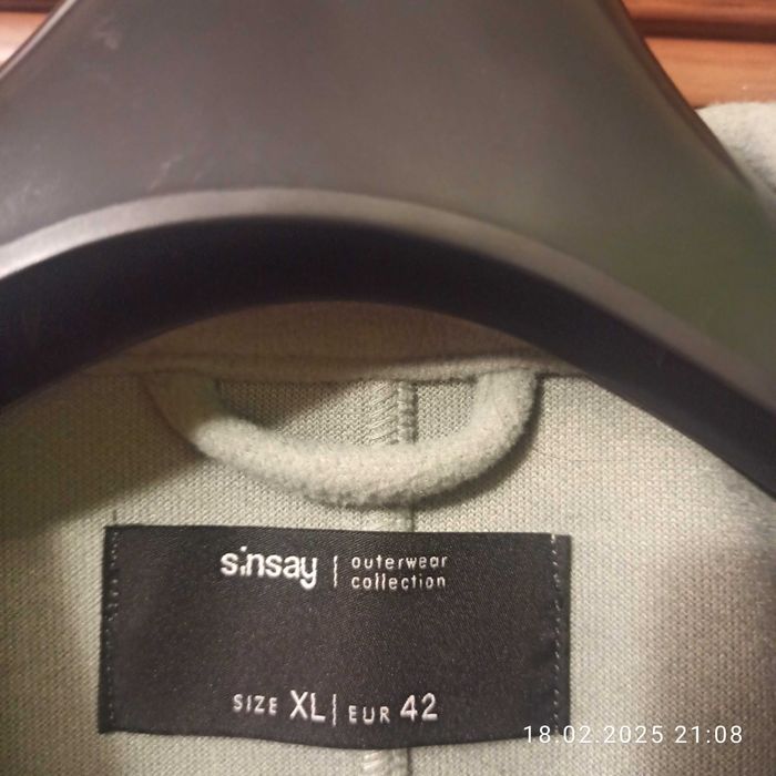 Płaszvzyk damski wiosenny nowy.XL,42