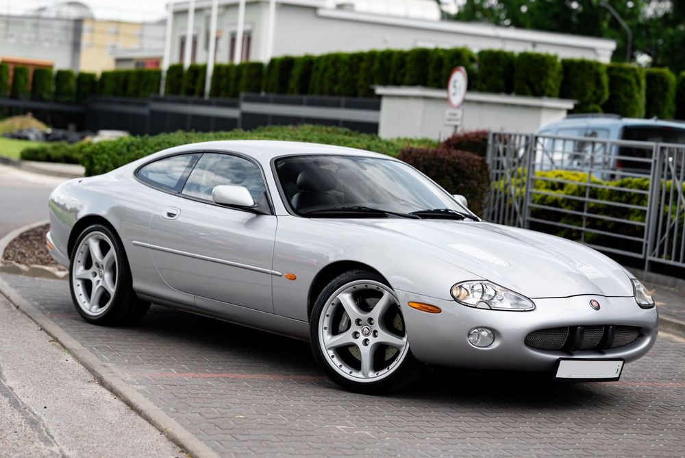 Jaguar XK8