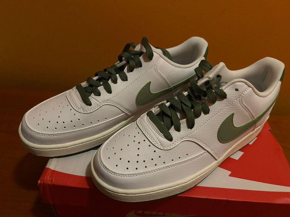 Ténis Nike Court Vision Low verdes