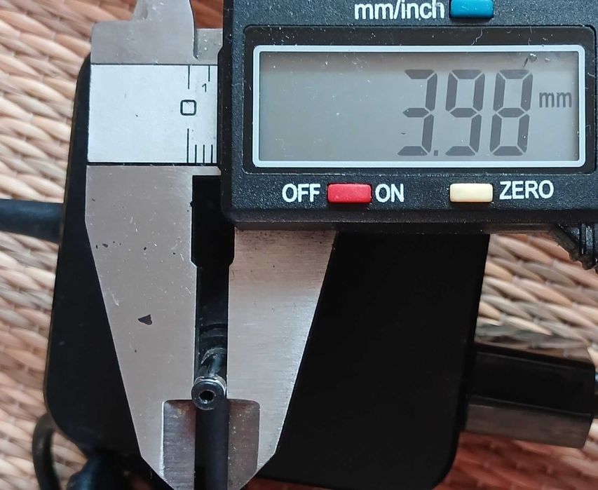 Блок питания для ноутбука