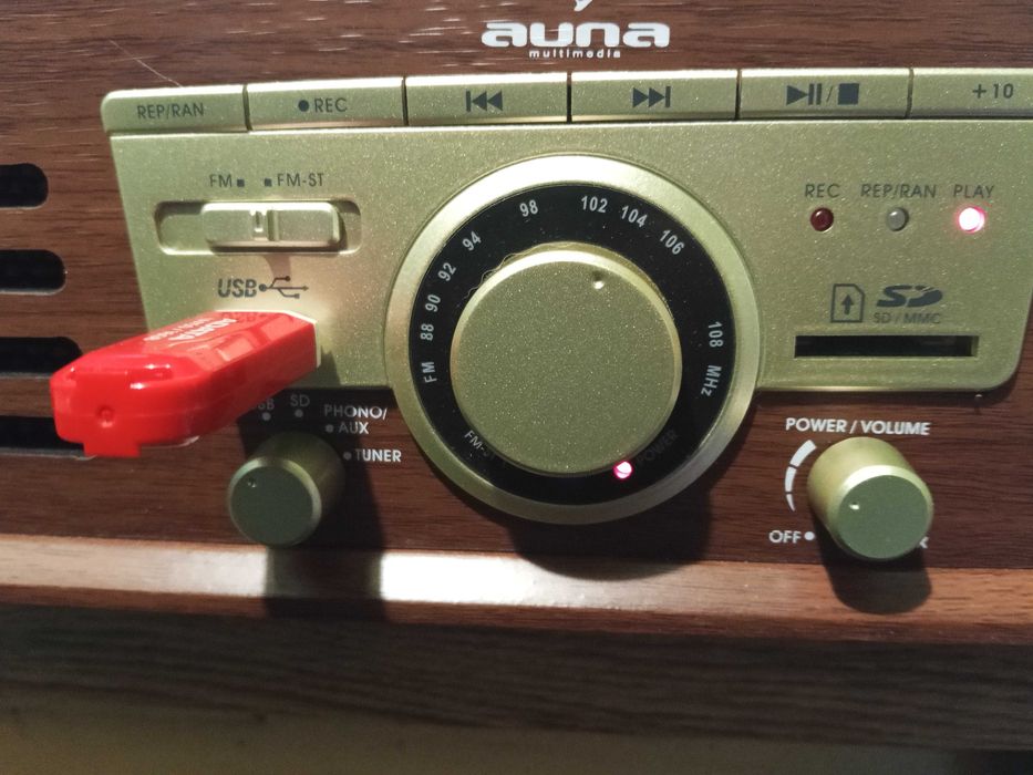 Gramofon Auna TT-92W z radiem