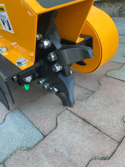 Frezarka, karczownik do pni BSF-15