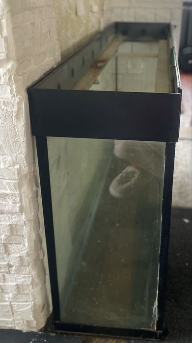 Аквариум 136*31*70 300 литров